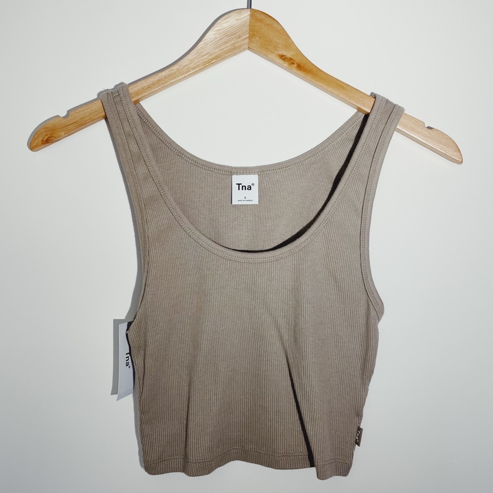 NEW WITH TAGS TNA Ribbed Crop in Taupe